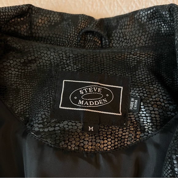 STEVE MADDEN Snakeskin Texture Genuine Leather Jacket - Picture 13 of 15